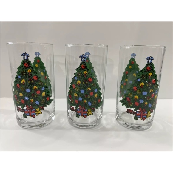 Set Of 3 Vintage Drinking Christmas Glasses Tumblers Christmas Tree Gifts Angel - Picture 1 of 5